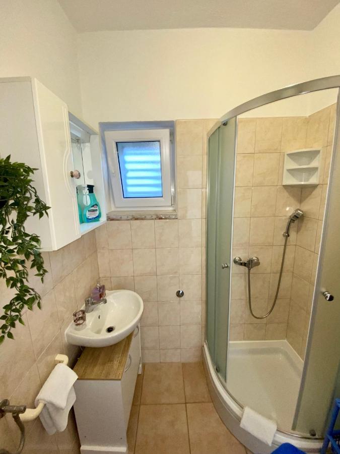 Apartment Sara Traù Esterno foto